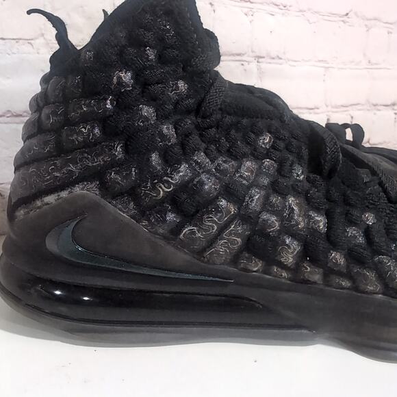 Nike Lebron 17 XVII In The Arena Black Men’s Size 9 Sneakers BQ3177-001 main image 9